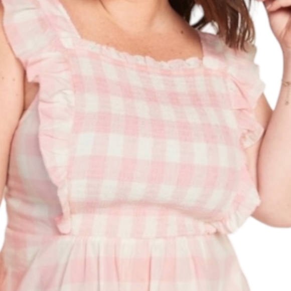 🌸Old Navy Pink Sleeveless Ruffle Trim Smocked Gingham Top - Picture 9 of 9